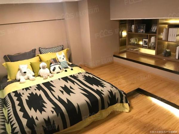 急售现房湖东高铁新城政府旁送车位富力悦界