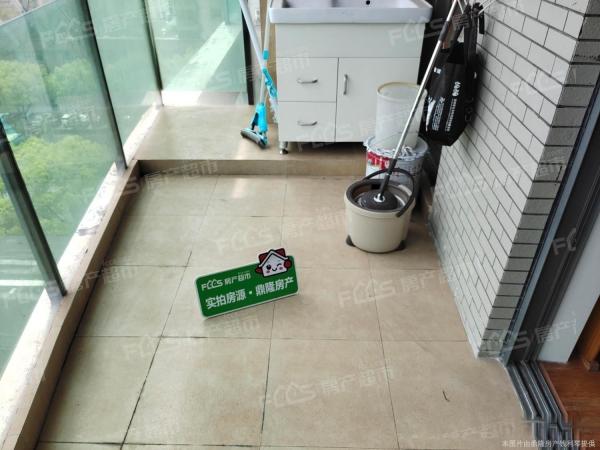 禾城·世纪花园精装修保养好,户型正气,楼层佳的第3张配图