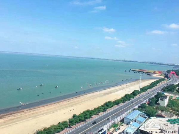 金滩一线海景房德利海北海两房两卫海景房