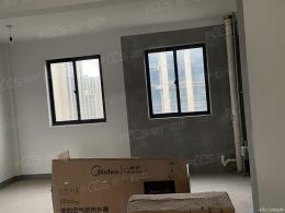 市中心，交通便利，南北通透，采光好